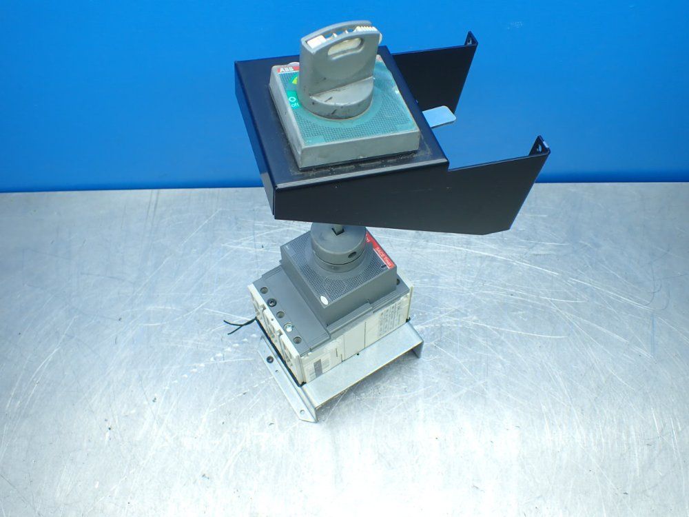 Abb 3-pole Molded Case Circuit Breaker - Tmax T2h 100