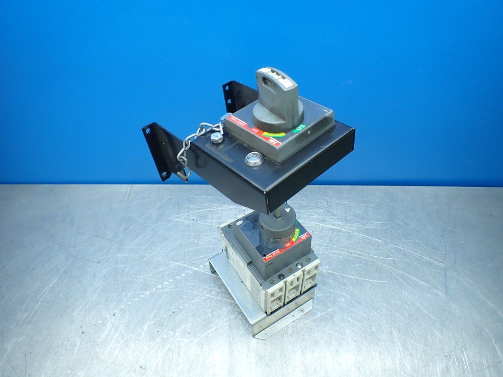 Abb 3-pole Molded Case Circuit Breaker - Tmax T2h 100