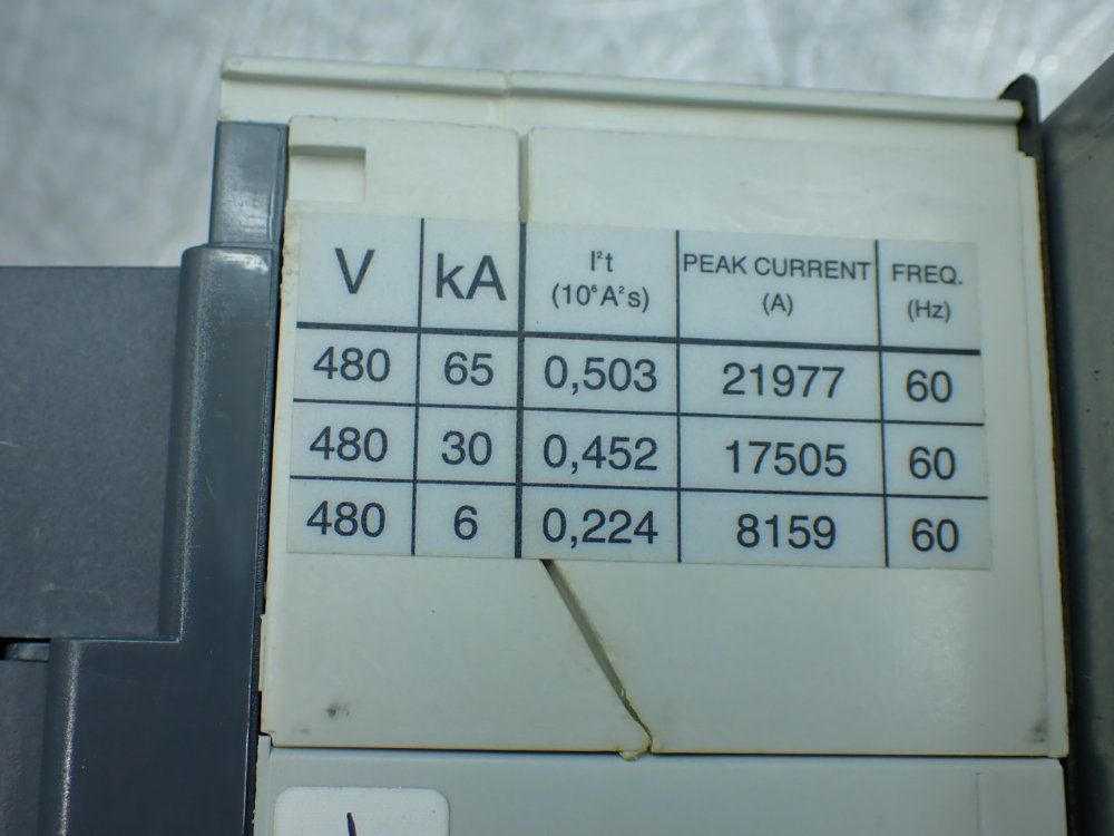 Abb 3-pole Molded Case Circuit Breaker - Tmax T2h 100