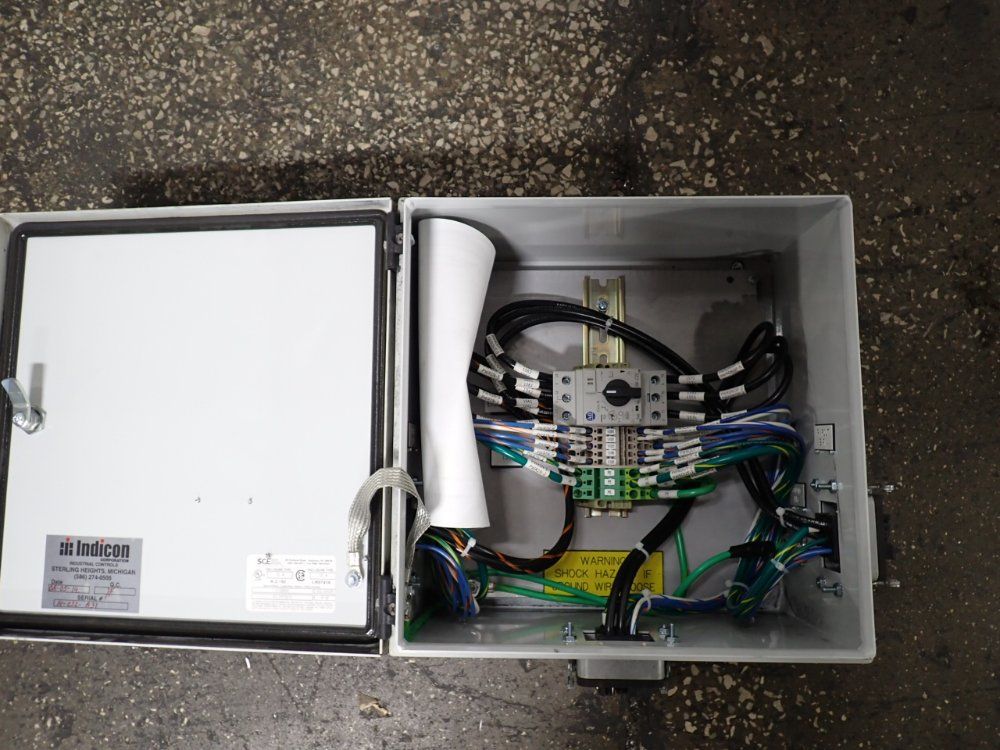 Fused Power Tee Box