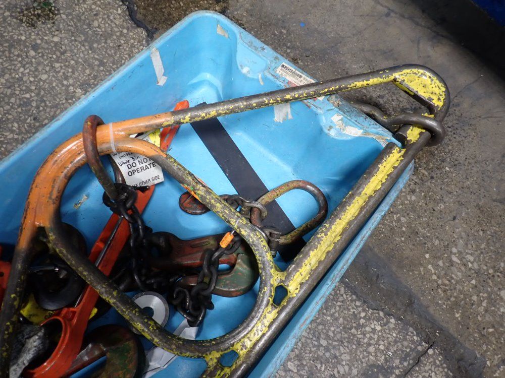 Hoists / Lifting Equipment