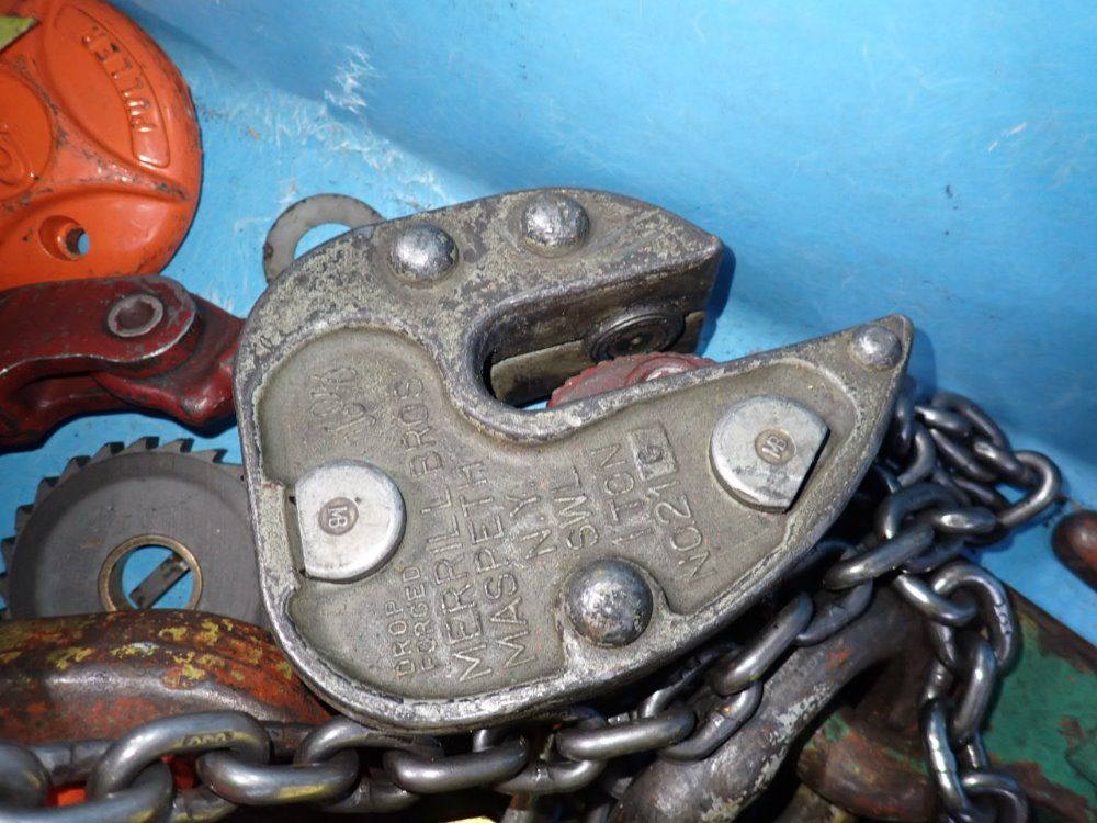 Hoists / Lifting Equipment