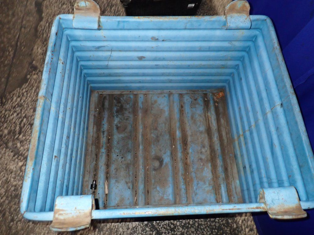 33" X 28" X 24" Steel Tub