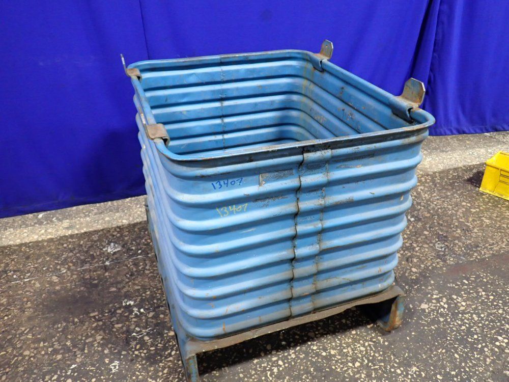 Powell 28" X 34" X 24" Steel Tub