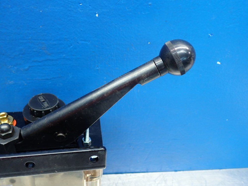 Chen Ying Manual Lubricator - 15ll0373