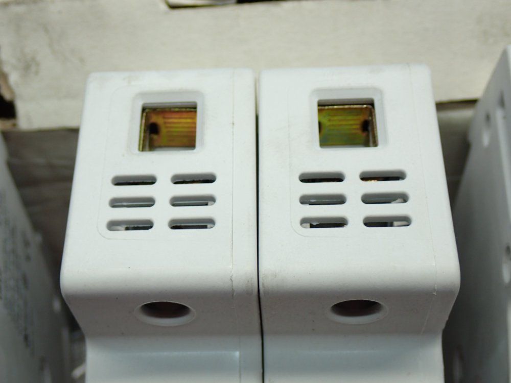 Ferraz Shawmut Ultrasafe Class-j Fuseholder, 3pcs - Us3j2