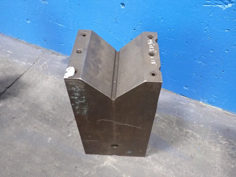 8" X 9 1/2" V-block