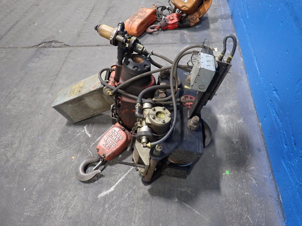 Gardner Denver 8800 Lbs Hoist