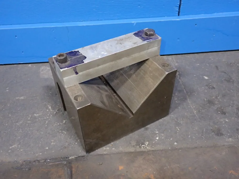 5" X 5" V-block