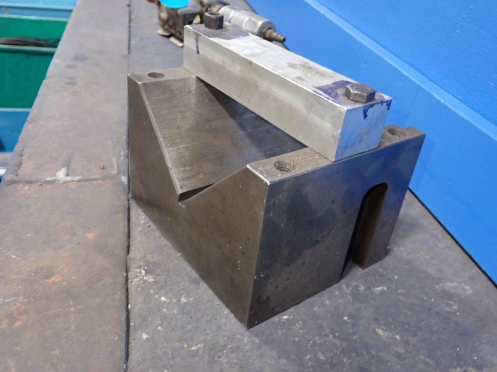 5" X 5" V-block