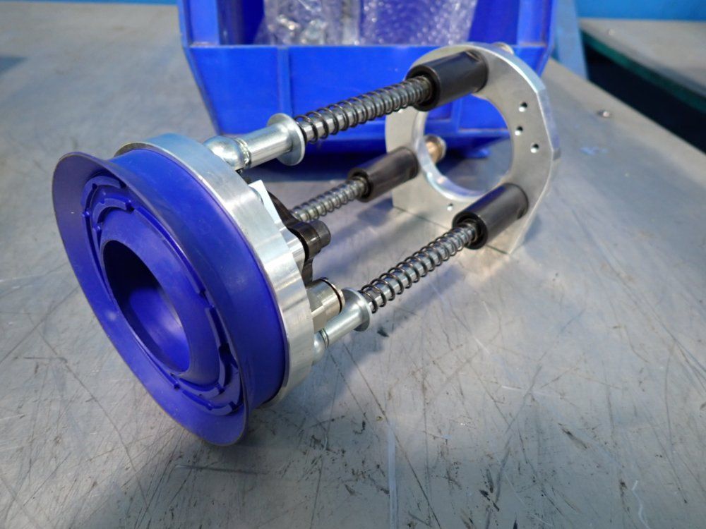 Spring Mounted Holders - 10.01.04.00415