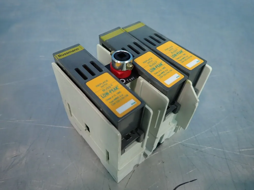 Bussman Disconnect Switch - Cfd30j3