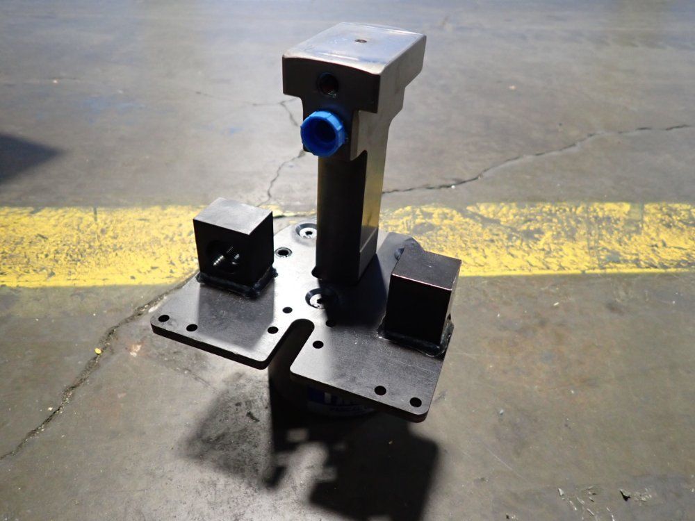 Pascal 100 Kn Traveling Die Clamp - Txd10-prxa5550