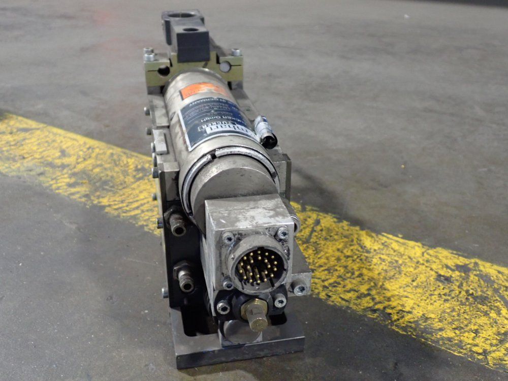 Emhart Tucker Stud Welder Head - Z051 948