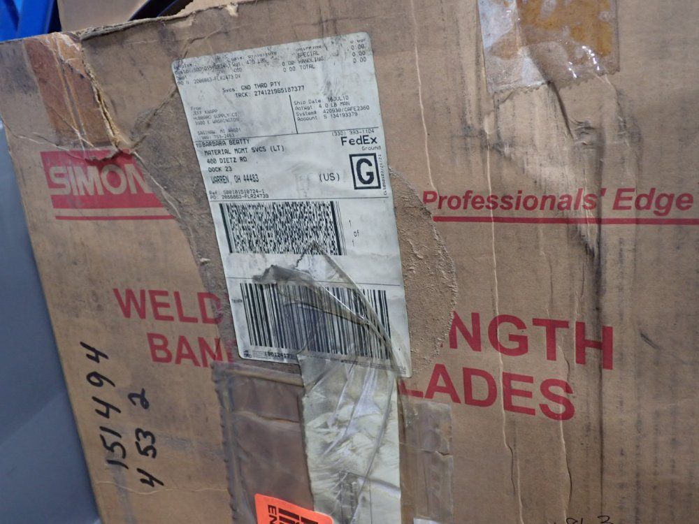 Morse, Simon Badsaw Blades