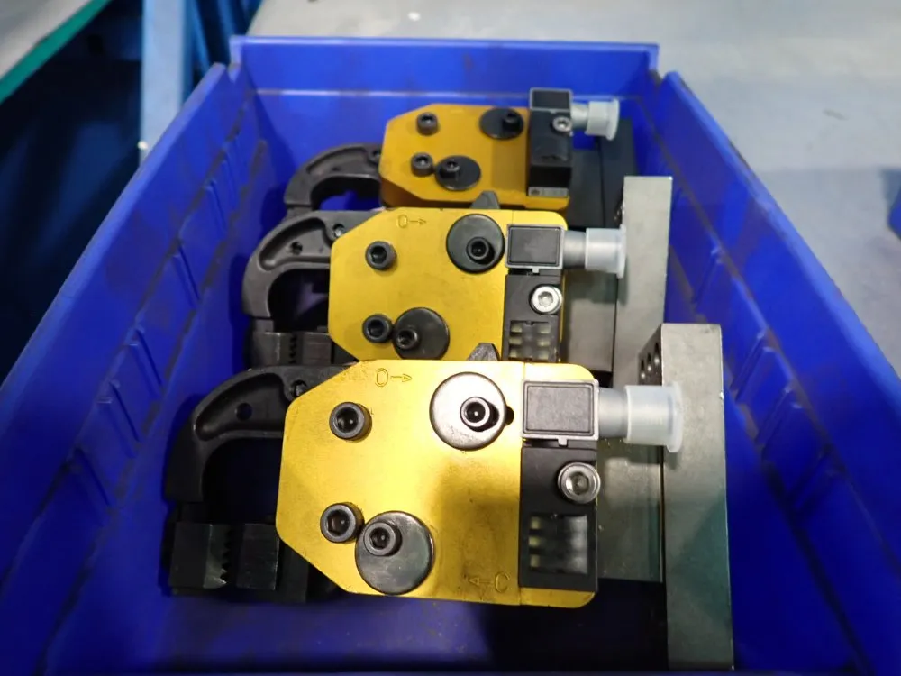 Phd Pneumatc Gripper - Grm2tf-6-50sdb-00sdb-b16-pb3d