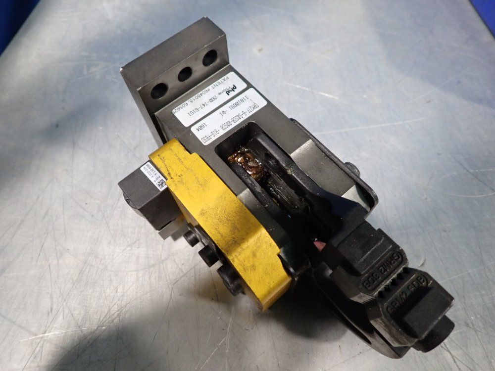 Phd Pneumatc Gripper - Grm2tf-6-50sdb-00sdb-b16-pb3d