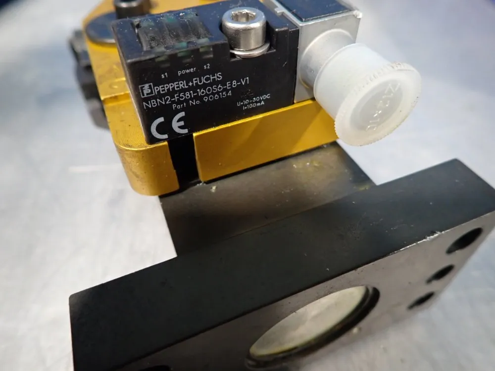 Phd Pneumatc Gripper - Grm2tf-6-50sdb-00sdb-b16-pb3d