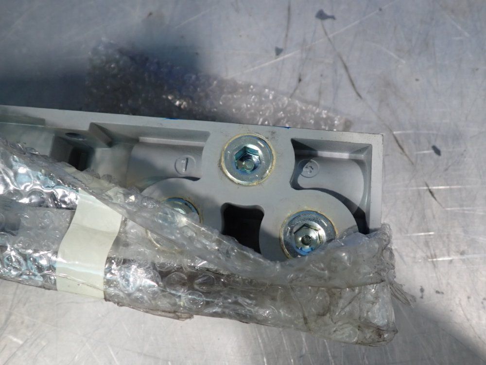 Graco Modular Divider Valve, Manifold Base - Mxp-50