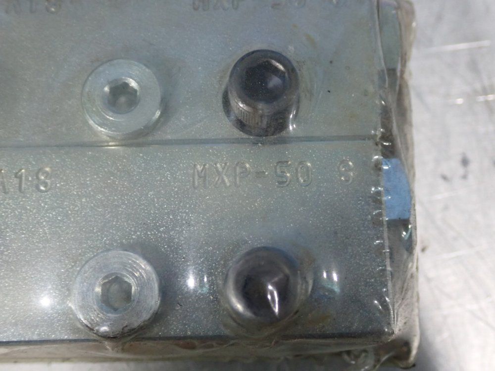 Graco Modular Divider Valve, Manifold Base - Mxp-50