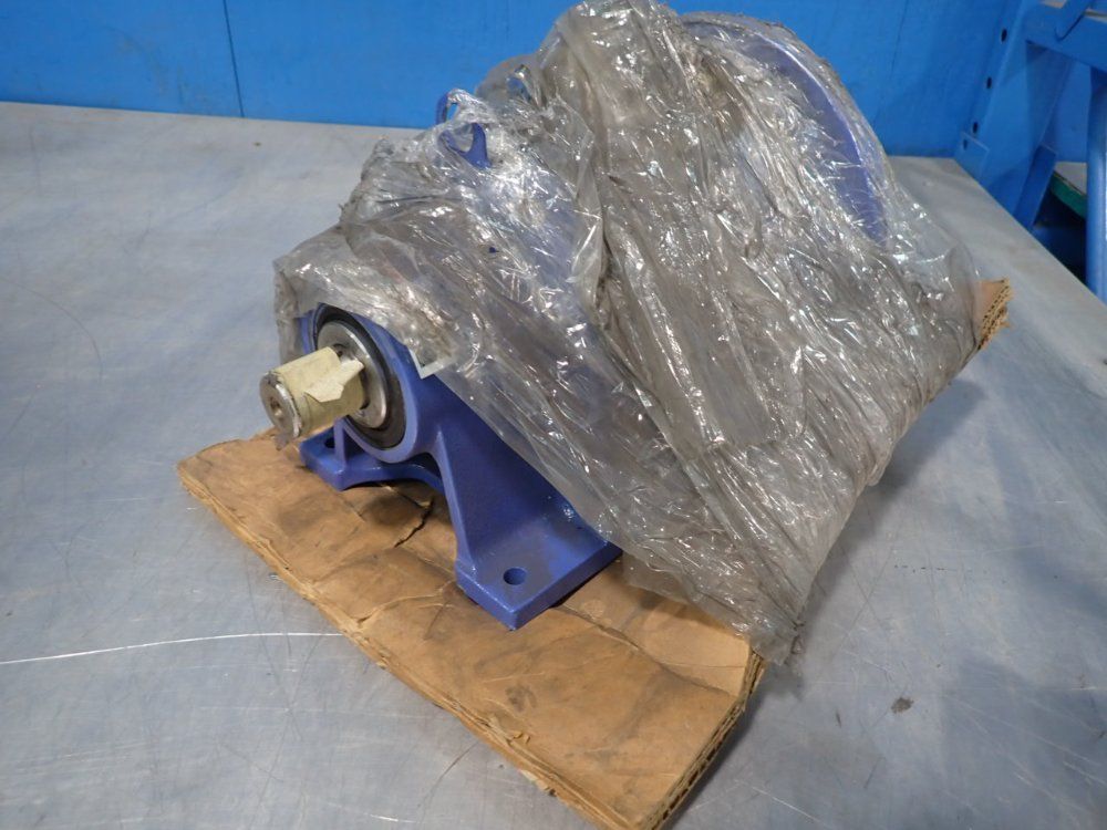 Sumitomo 21 Ratio Gear Reducer - Cnhj-6105y-21