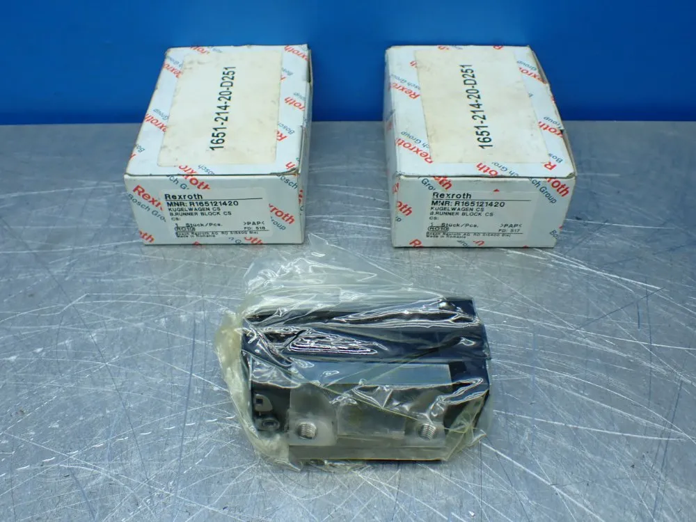 Rexroth 2 Carbon Steel Ball Runner Blocks - R165121420