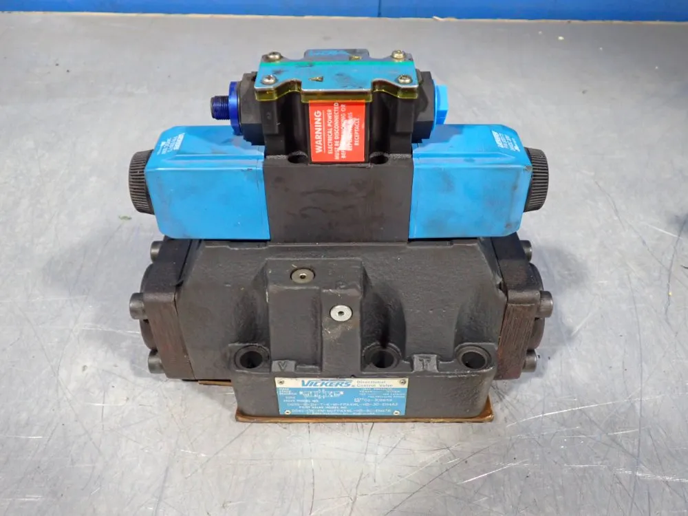 Vickers 3000 Psi Directional Control Valve - Dg5s-8-2n-t-k-m-fpa4wl-h5-30-en483