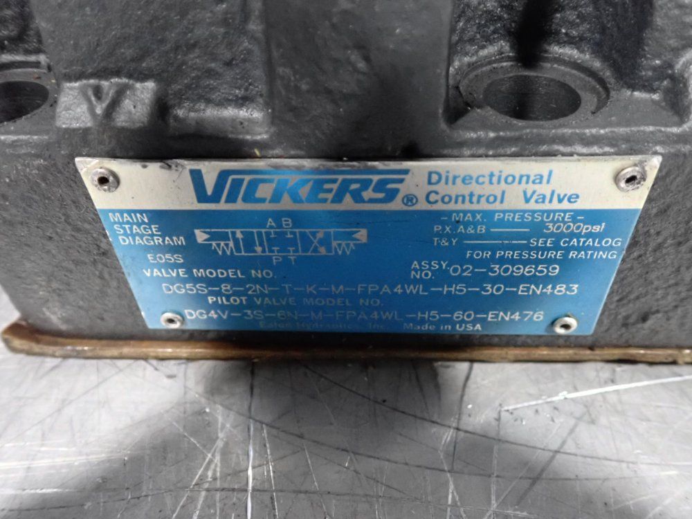 Vickers 3000 Psi Directional Control Valve - Dg5s-8-2n-t-k-m-fpa4wl-h5-30-en483