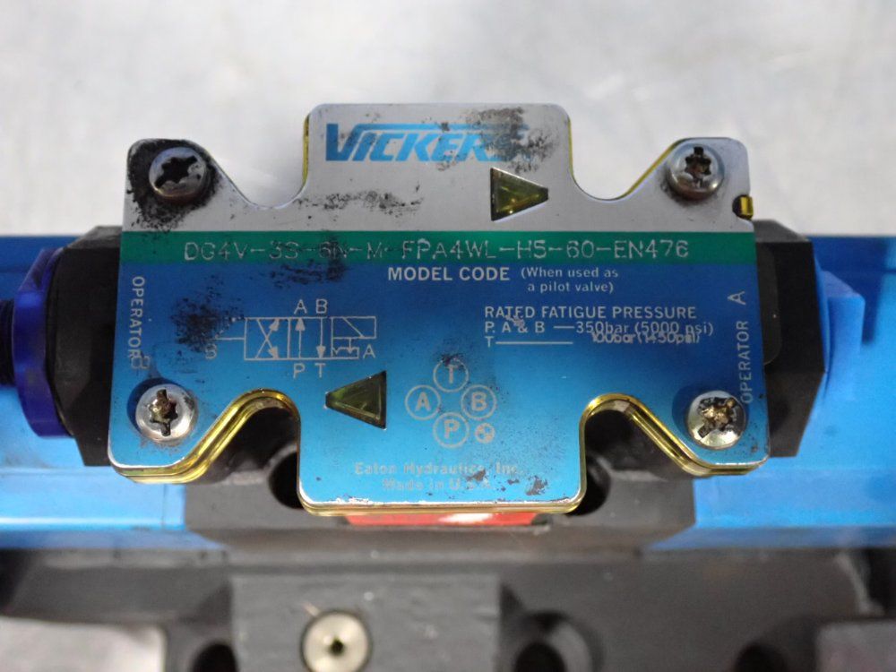 Vickers 3000 Psi Directional Control Valve - Dg5s-8-2n-t-k-m-fpa4wl-h5-30-en483