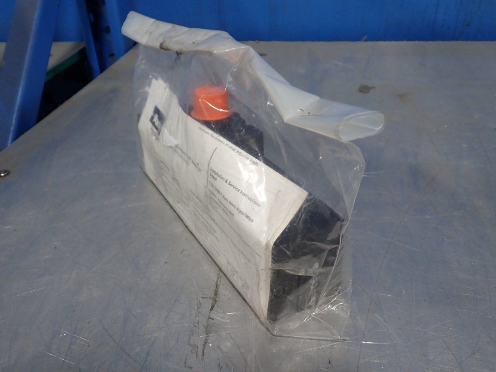 Parker 145 Psi Pneumatic Solenoid Valve - H25wxbg323000fb