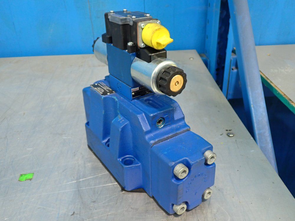 Rexroth Solenoid Operated Directional Valve - R901458225