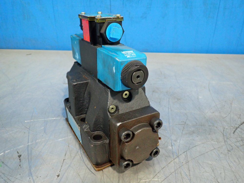 Vickers 3000 Psi Directional Control Valve - Dg5s-8-33c-t-m-fpa4wl-h5-30-en483