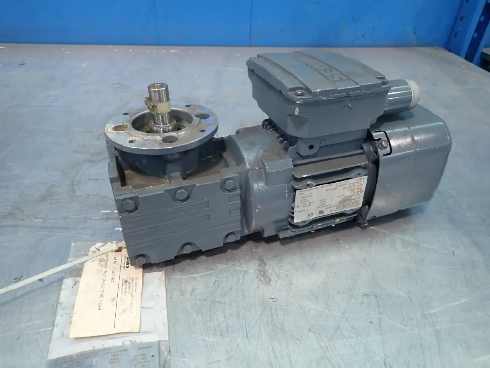 Sew-eurodrive 0.37kw Gear Motor - Wf30drs71s4pe05hr/afq5