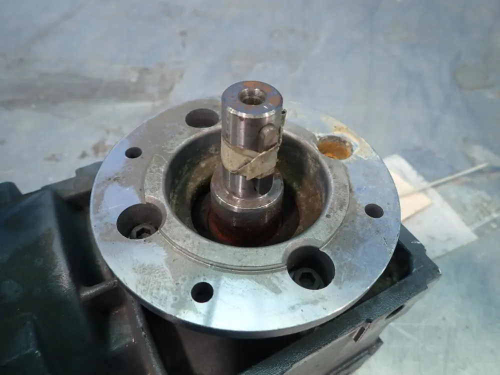 Sew-eurodrive 0.37kw Gear Motor - Wf30drs71s4pe05hr/afq5