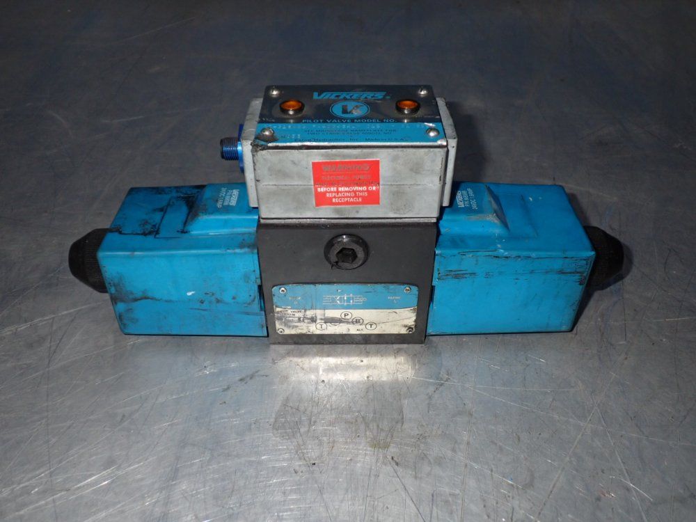 Vickers Pilot Valve - 02-316499 Pa4dg4s4lw 012n H 61 S538