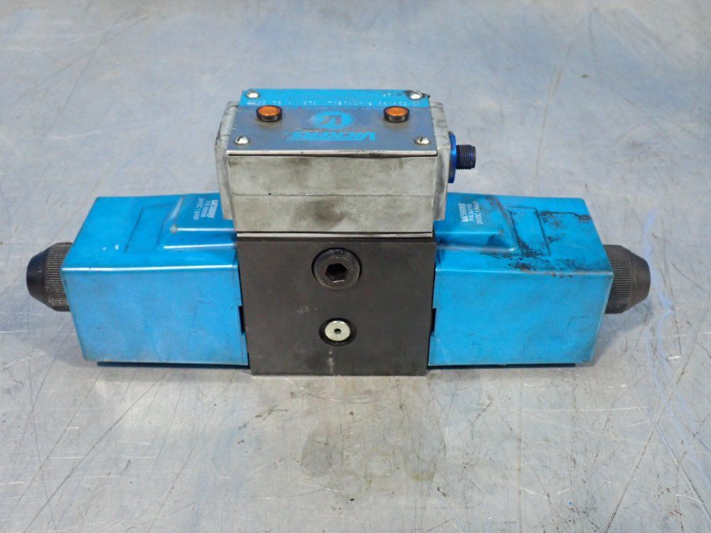 Vickers Pilot Valve - 02-316499 Pa4dg4s4lw 012n H 61 S538