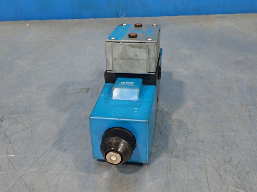 Vickers Pilot Valve - 02-316499 Pa4dg4s4lw 012n H 61 S538