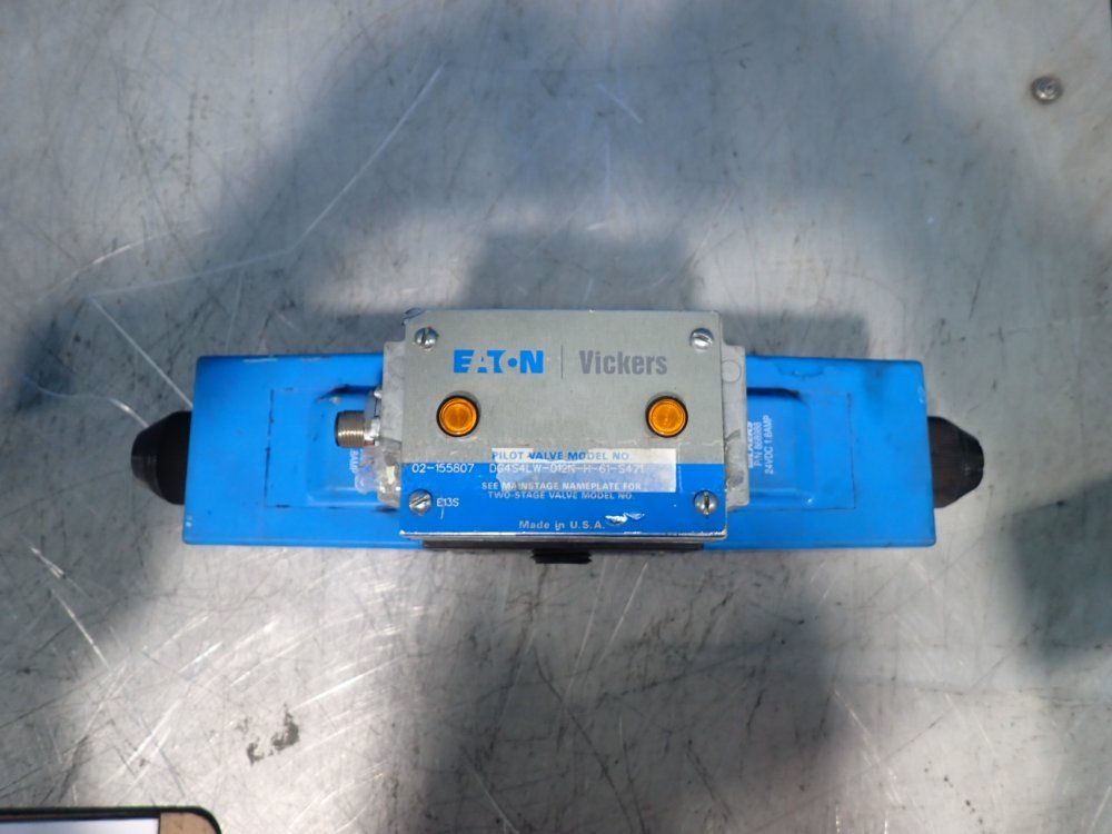 Eaton Vickers Pilot Valve - 02-155807 Dg4s4lw-012n-h-61-s471