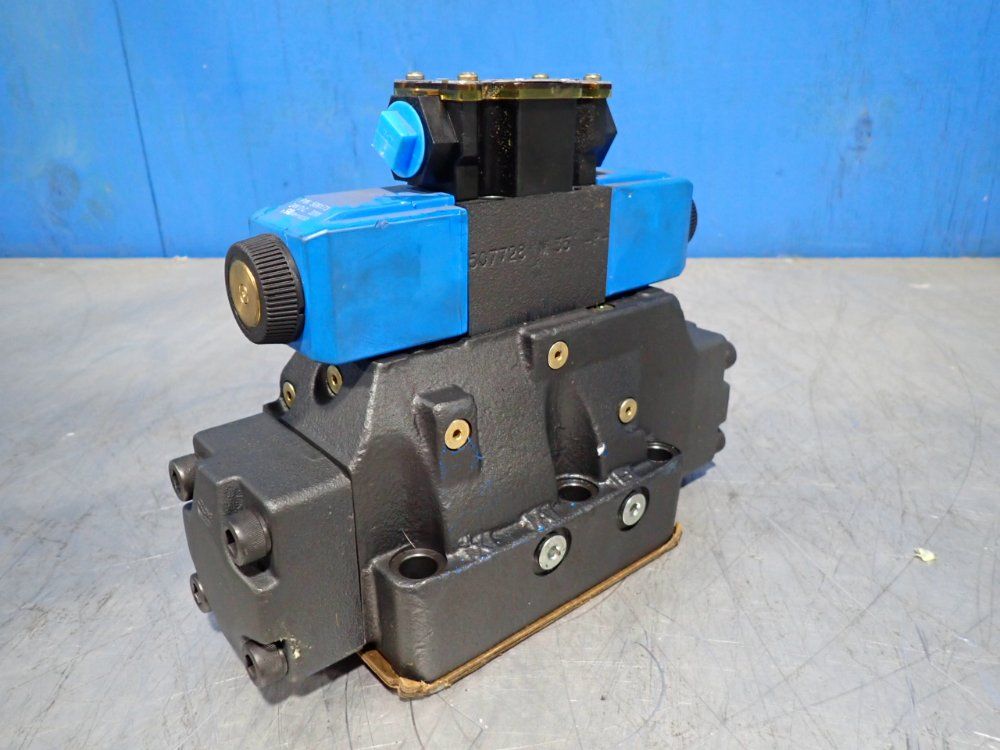 Eaton Vickers 5000 Psi Directional Control Valve - Dg5v-8-h-2c-m-ftwl-h-10