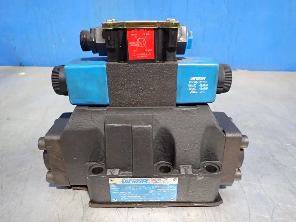 Vickers 3000 Psi Directional Control Valve - Dg5s-8-2n-m-fpa5wl-b5-30