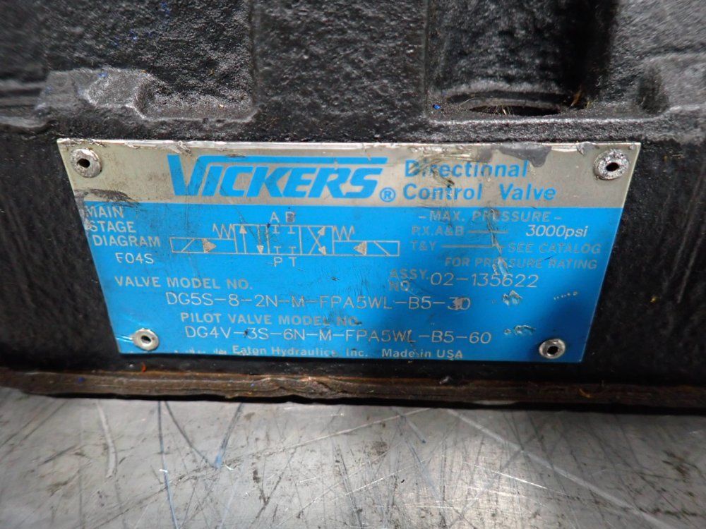 Vickers 3000 Psi Directional Control Valve - Dg5s-8-2n-m-fpa5wl-b5-30