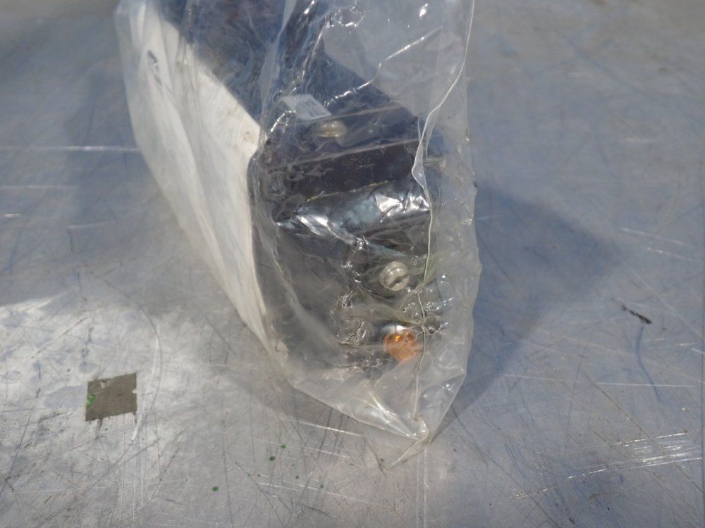 Parker 150 Psi Pneumatic Solenoid Control Valve - H35wxbg353000fa