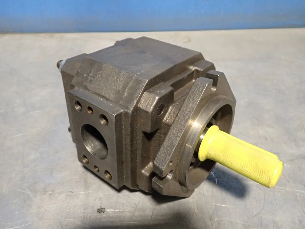 Rexroth Internal Gear Pump - R900932163