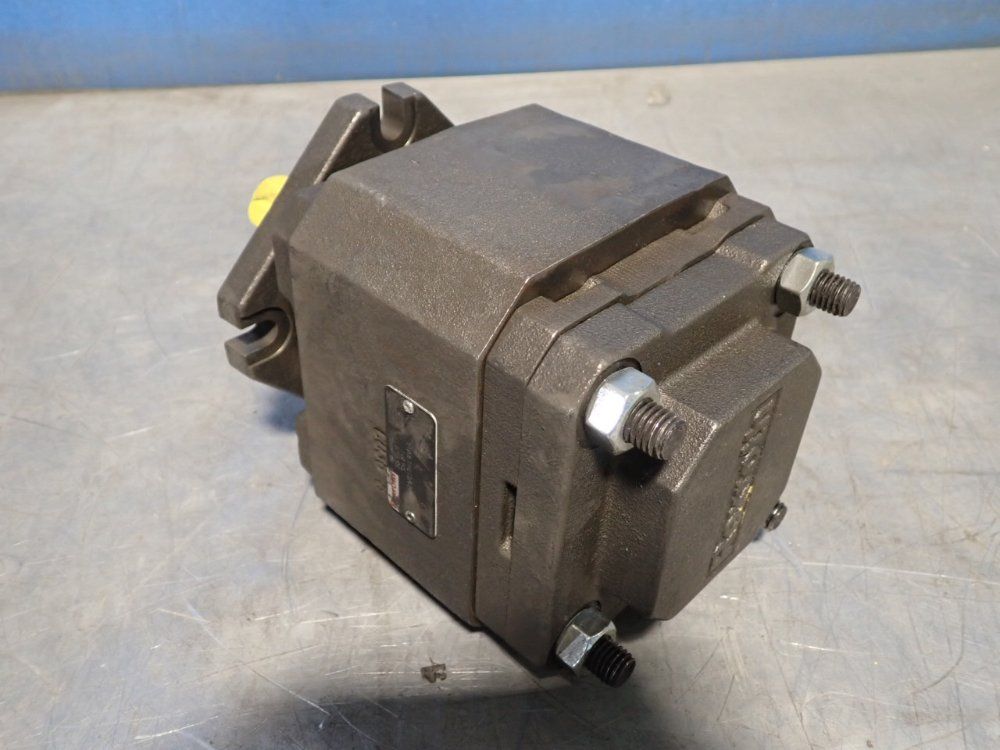 Rexroth Internal Gear Pump - R900932163