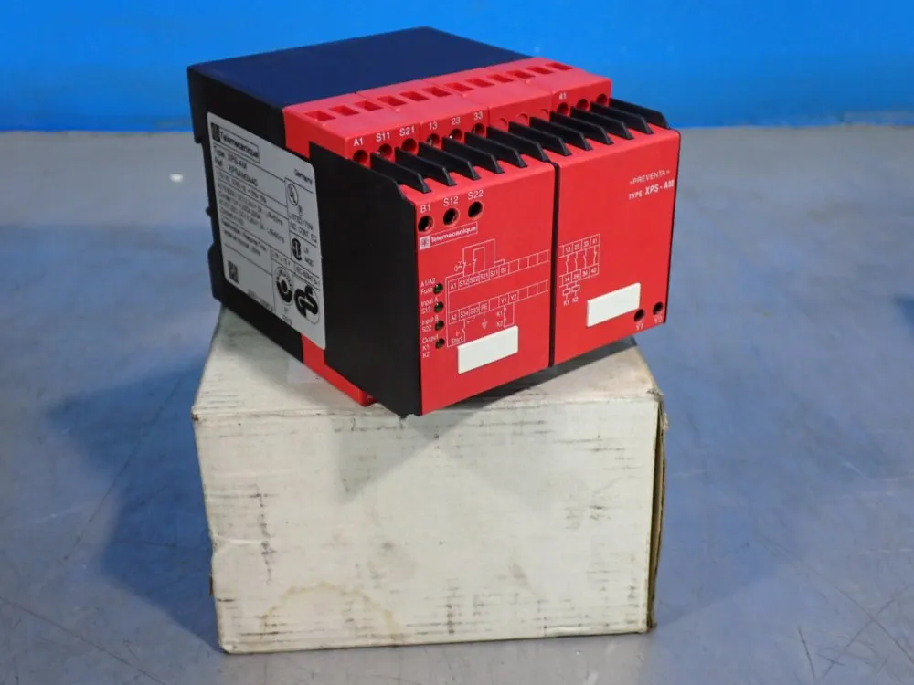 Telemecanique Monitoring Devices For Emergency Stop - Xpsam3440
