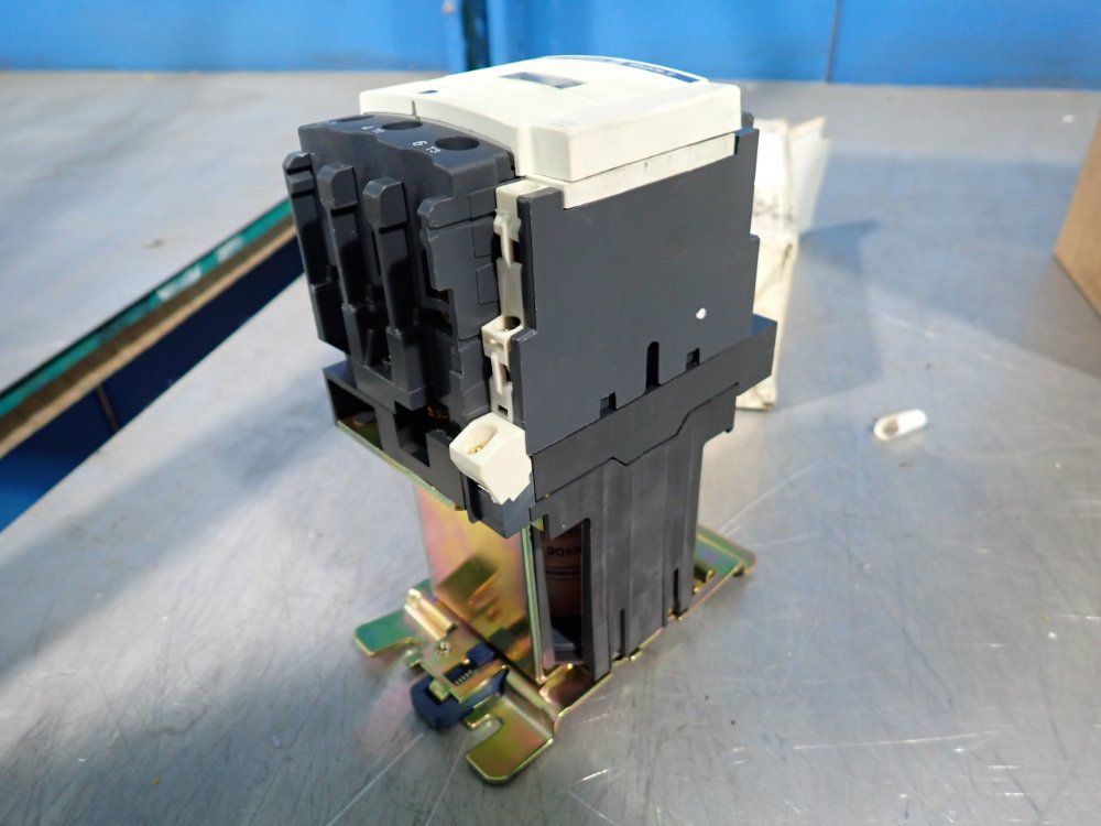 Telemecanique 30 Hp Contactor - Lp1d4011bd