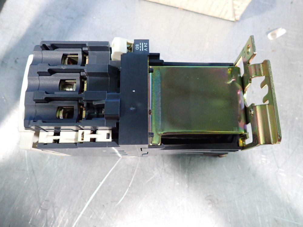 Telemecanique 30 Hp Contactor - Lp1d4011bd