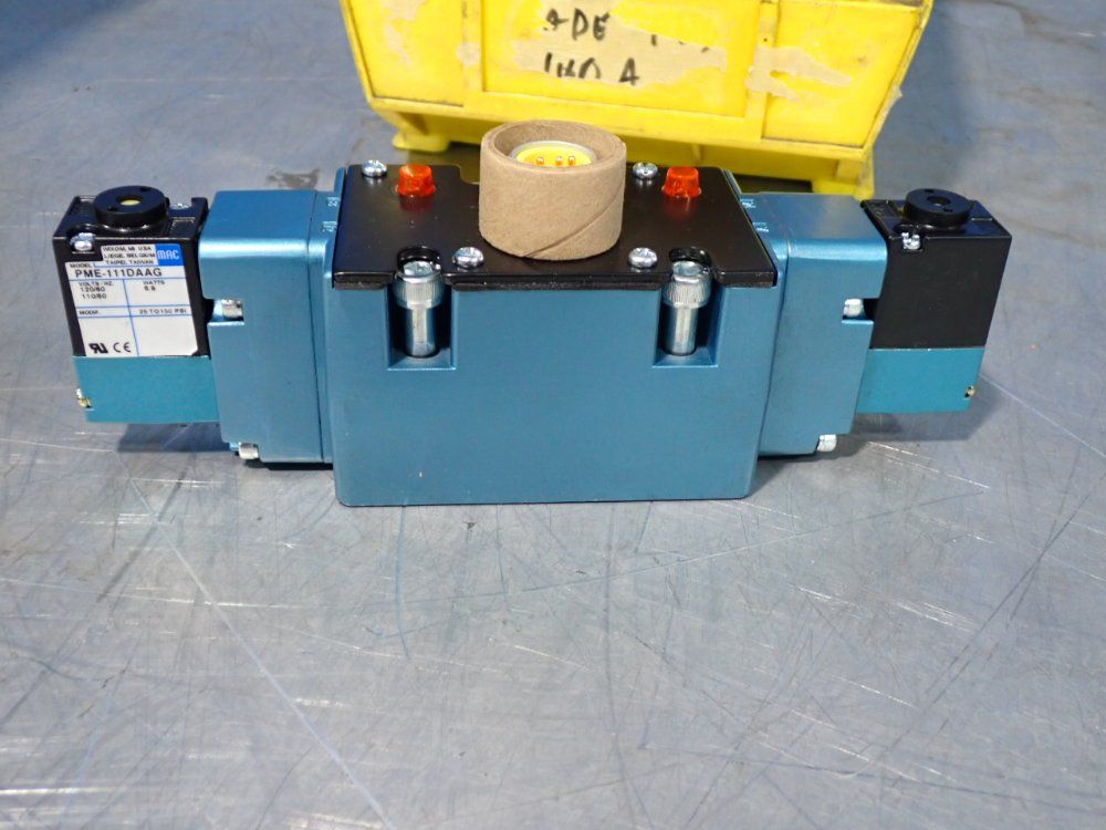 Mac Valves 150 Psi Double Solenoid Piloted Valves - Mv-a3b-a312-pm-111da