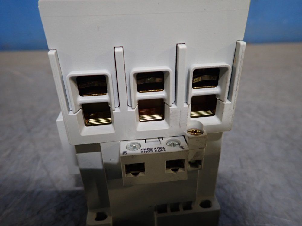 Allen Bradley 30 Kw Contactor - 100-c60d10