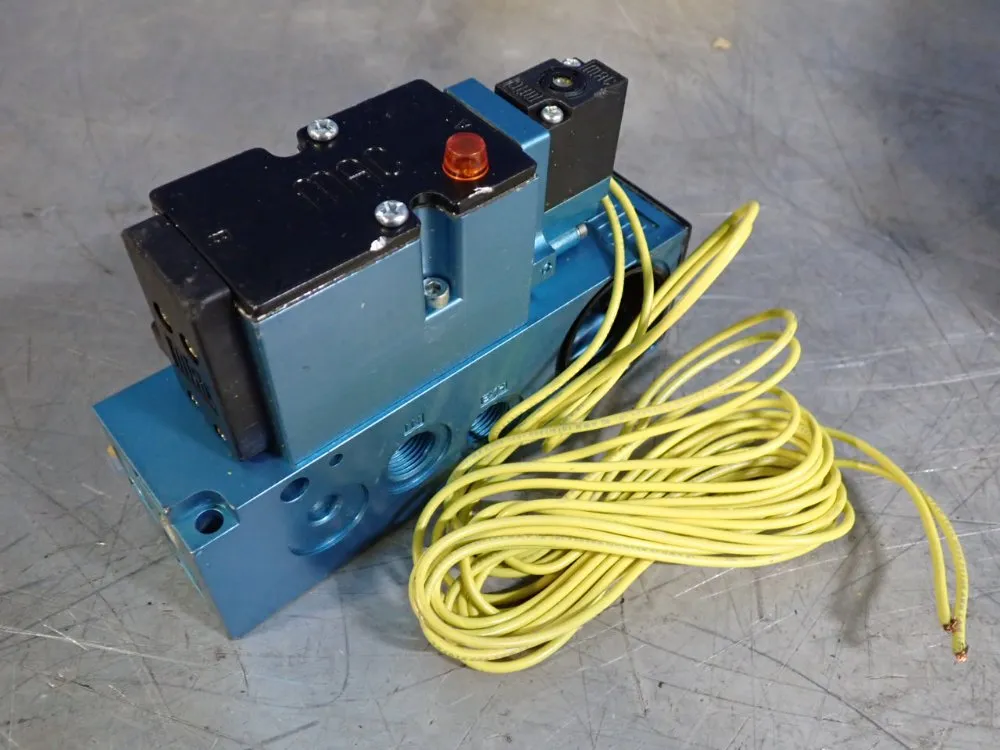 Mac 150 Psi Pneumatic Solenoid Valve - 82a-ac-cka-tm-daa6-1da